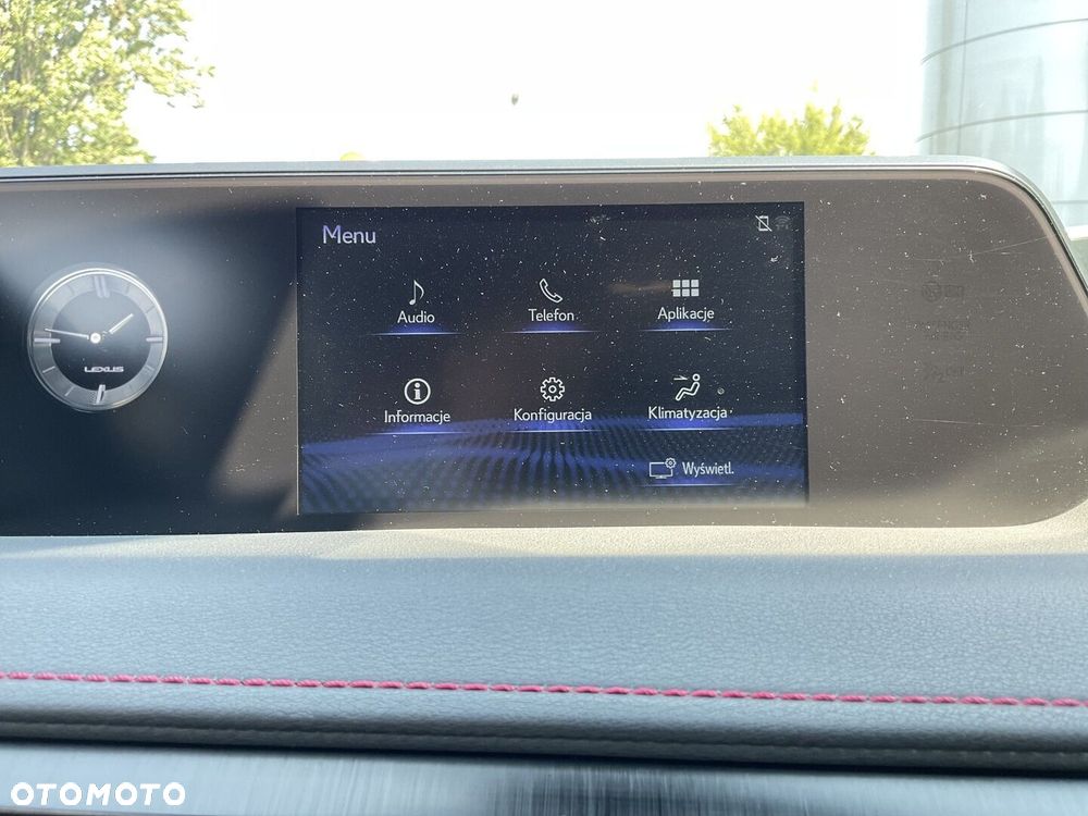 Lexus UX 200 F Sport 2WD - 24