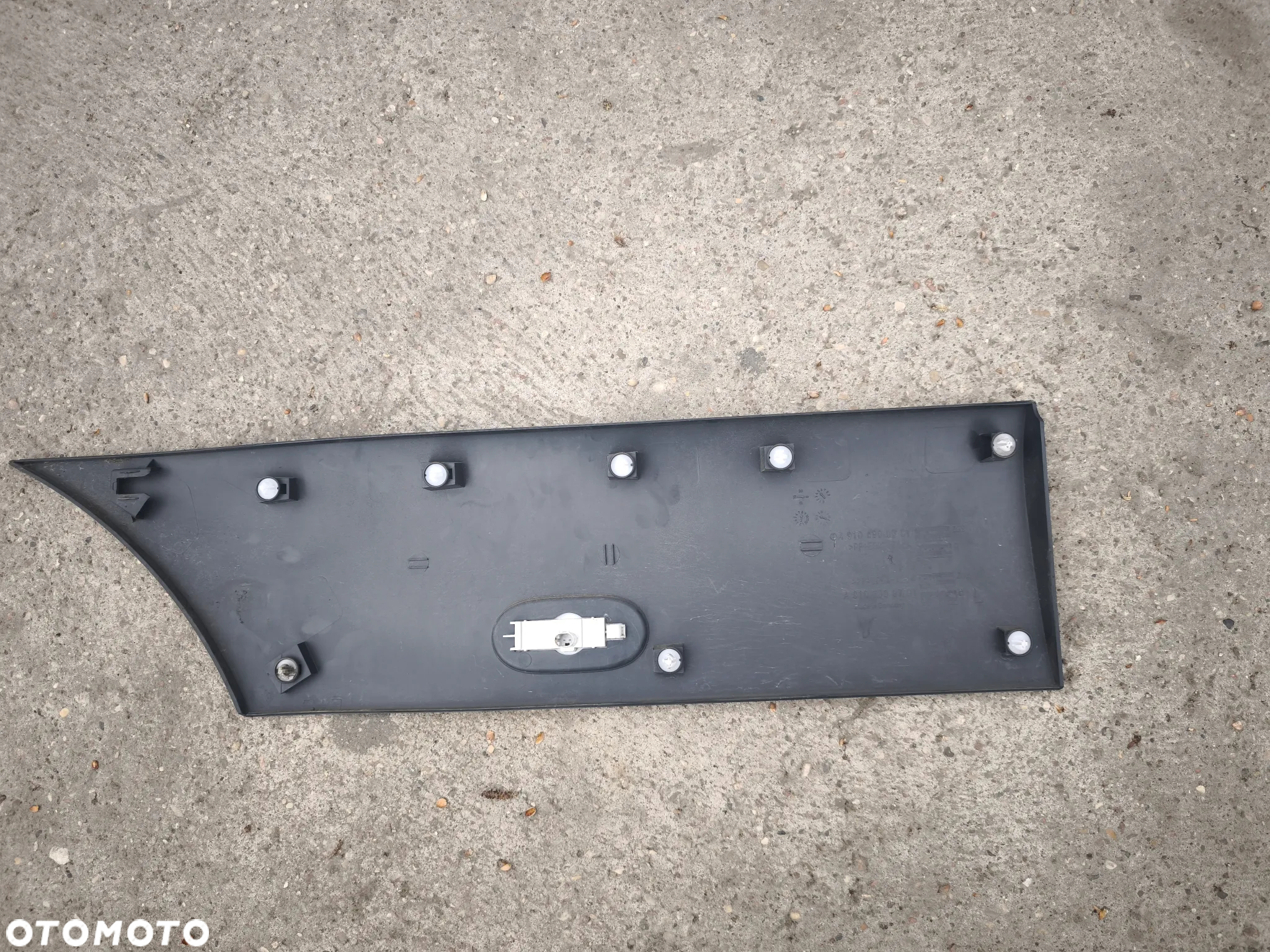 Listwa boczna lewa przed kołem Mercedes-Benz Sprinter 907 910 a9106900301 A 910 690 03 01 - 4