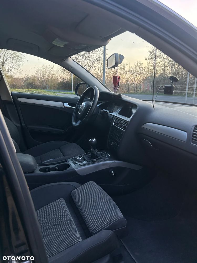 Audi A4 Limousine 2.0 TDI - 16