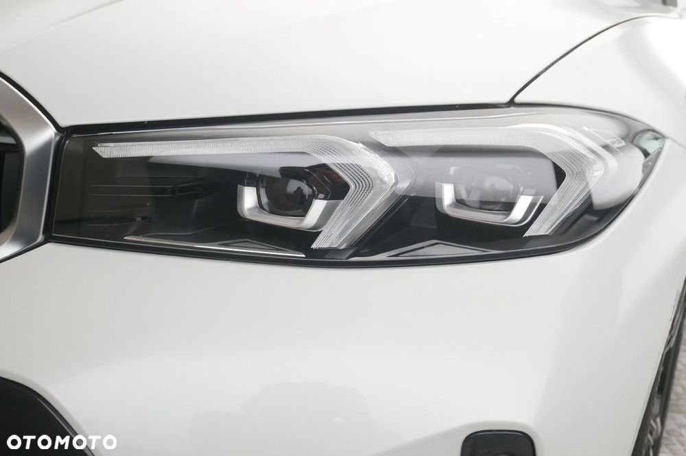BMW Seria 3 - 13