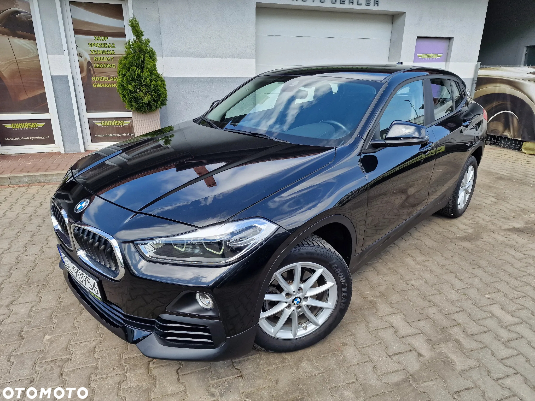 BMW X2 sDrive18d Advantage Plus - 2