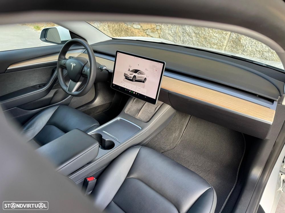 Tesla Model 3 Standard Range Plus RWD - 11