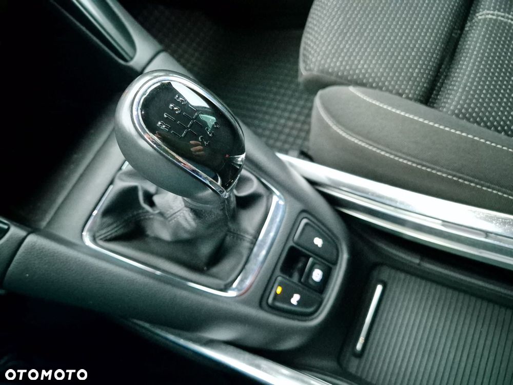 Opel Zafira - 24