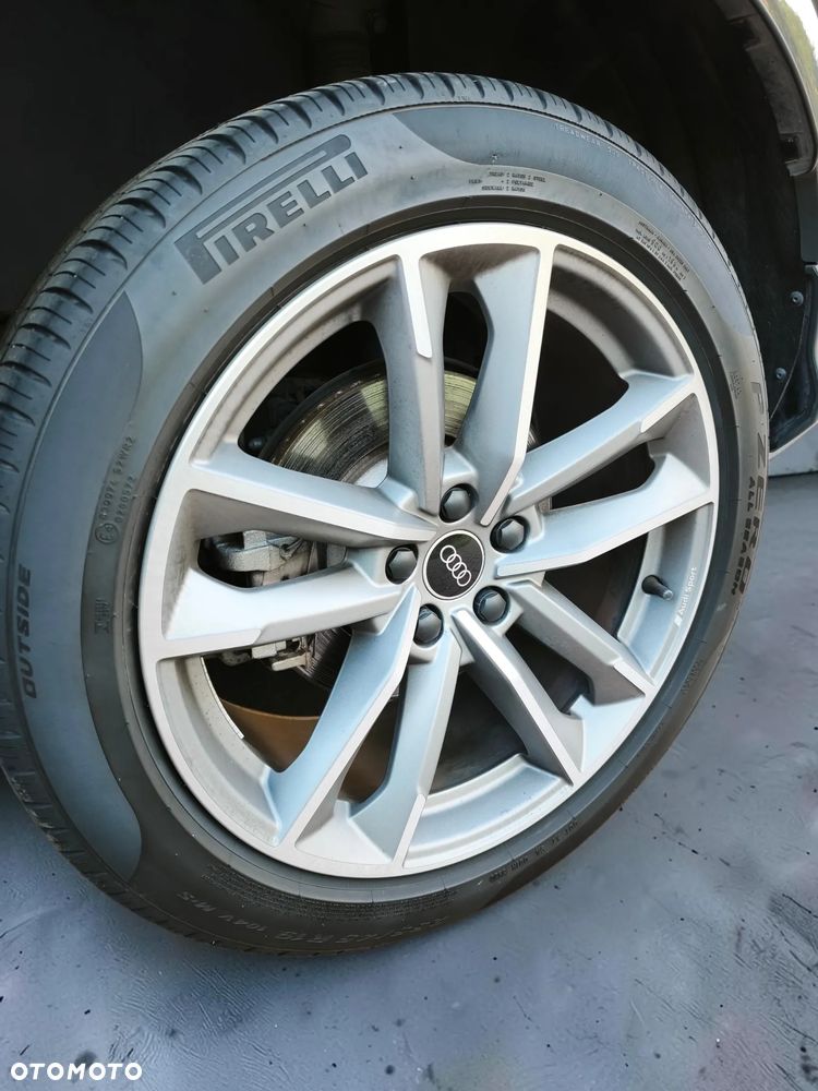 Audi Q3 - 21