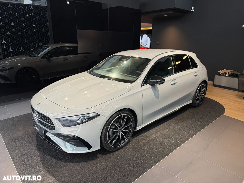 Mercedes-Benz A 200 MHEV 7G-DCT Sedan - 3