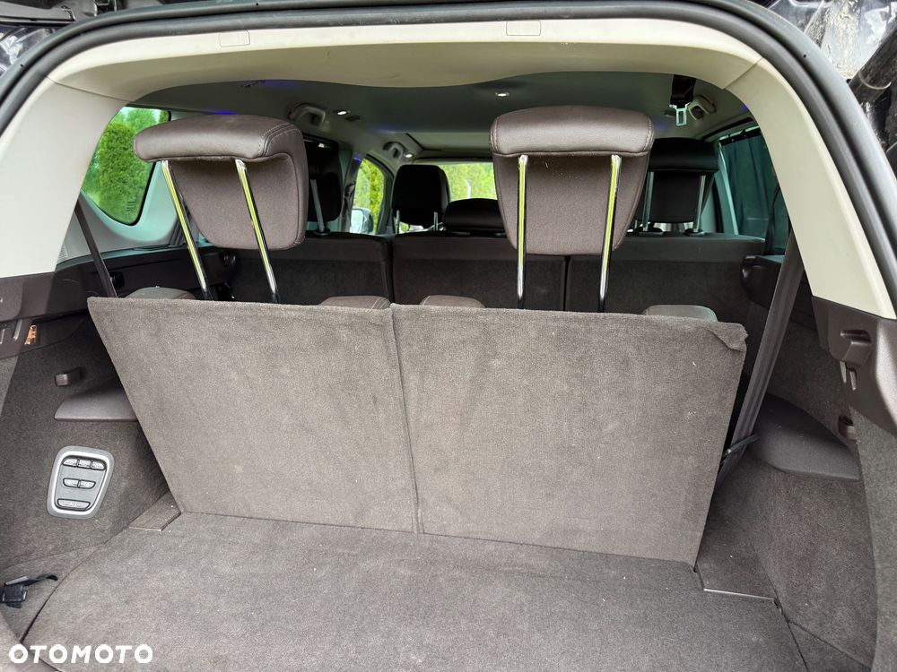 Renault Espace 1.6 dCi Energy Initiale Paris EDC 7os - 23