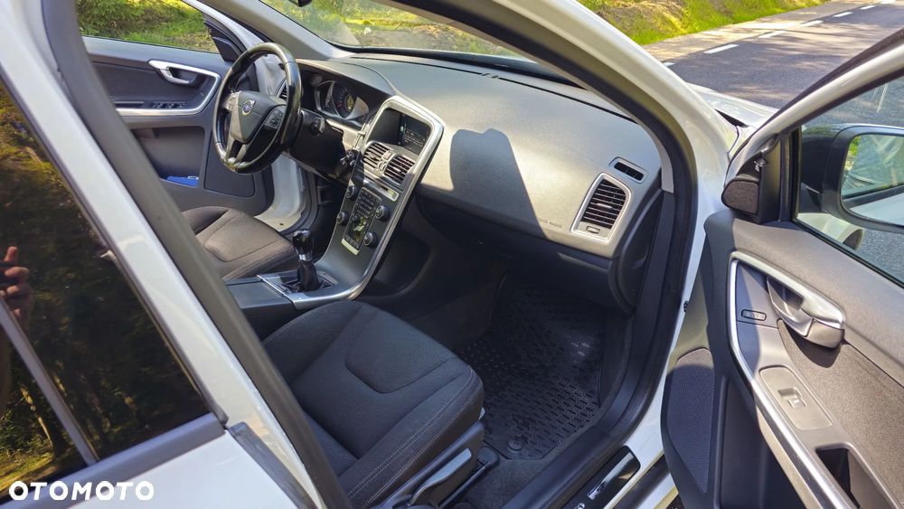 Volvo XC 60 D3 Base - 11