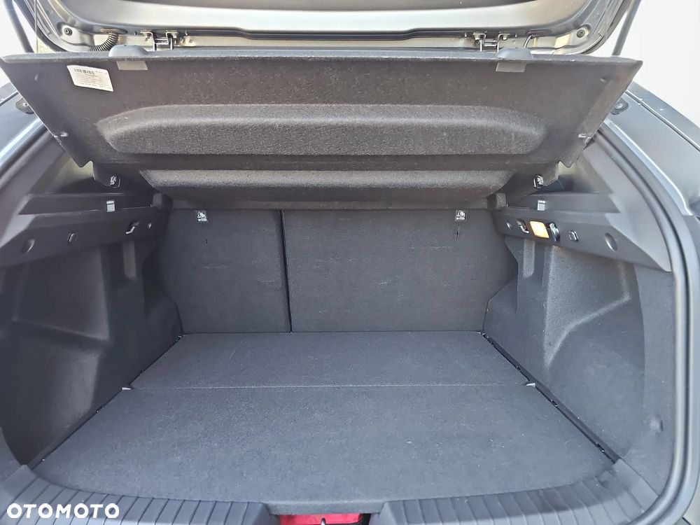 Dacia Duster 1.6 Full Hybrid 140 Journey MMT - 28