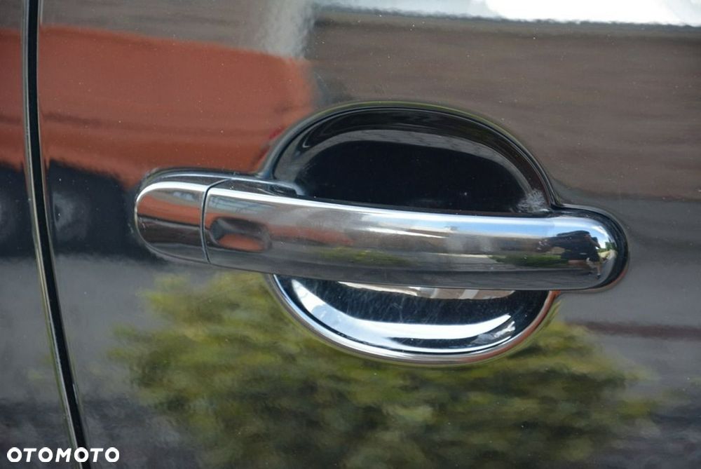 Volkswagen New Beetle - 16