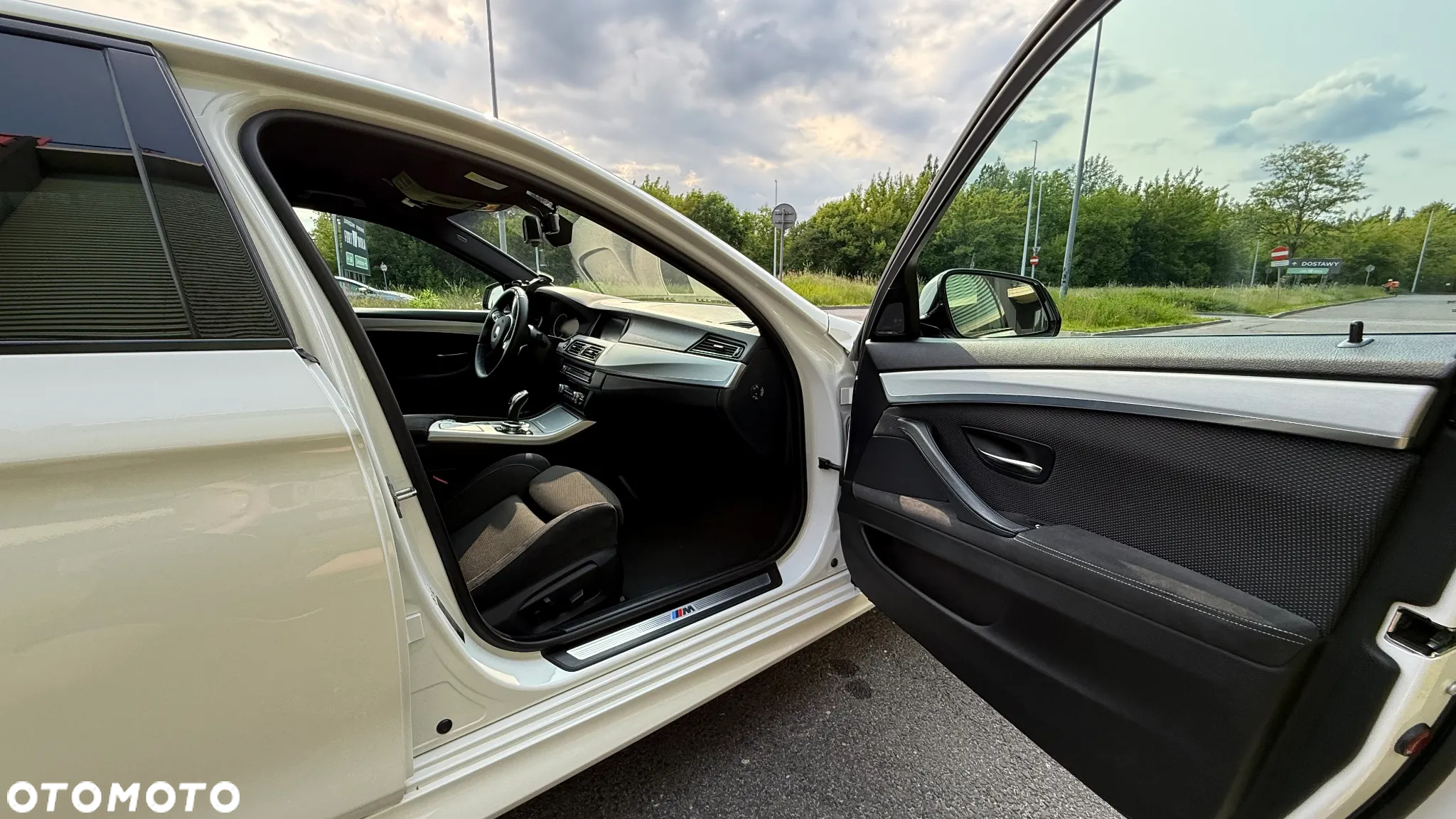 BMW Seria 5 528i xDrive - 19