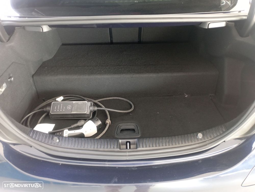 Mercedes-Benz C 300 de AMG Line - 27