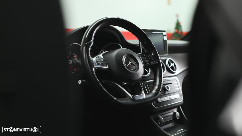 Mercedes-Benz CLA 180 d 7G-DCT AMG Line - 42