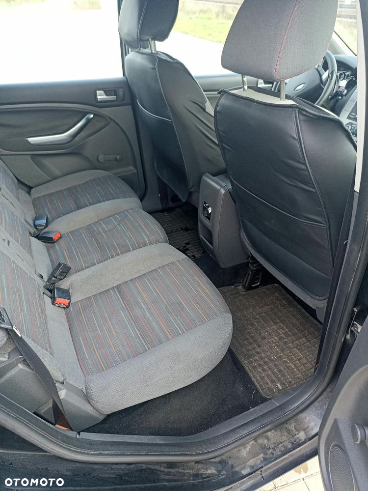 Ford C-Max 2010 photo 5