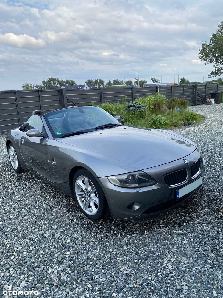 BMW Z4 2.2i - 9
