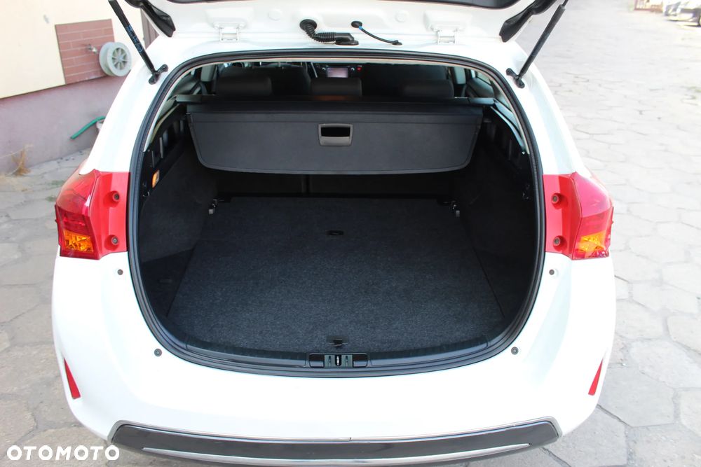 Toyota Auris - 29