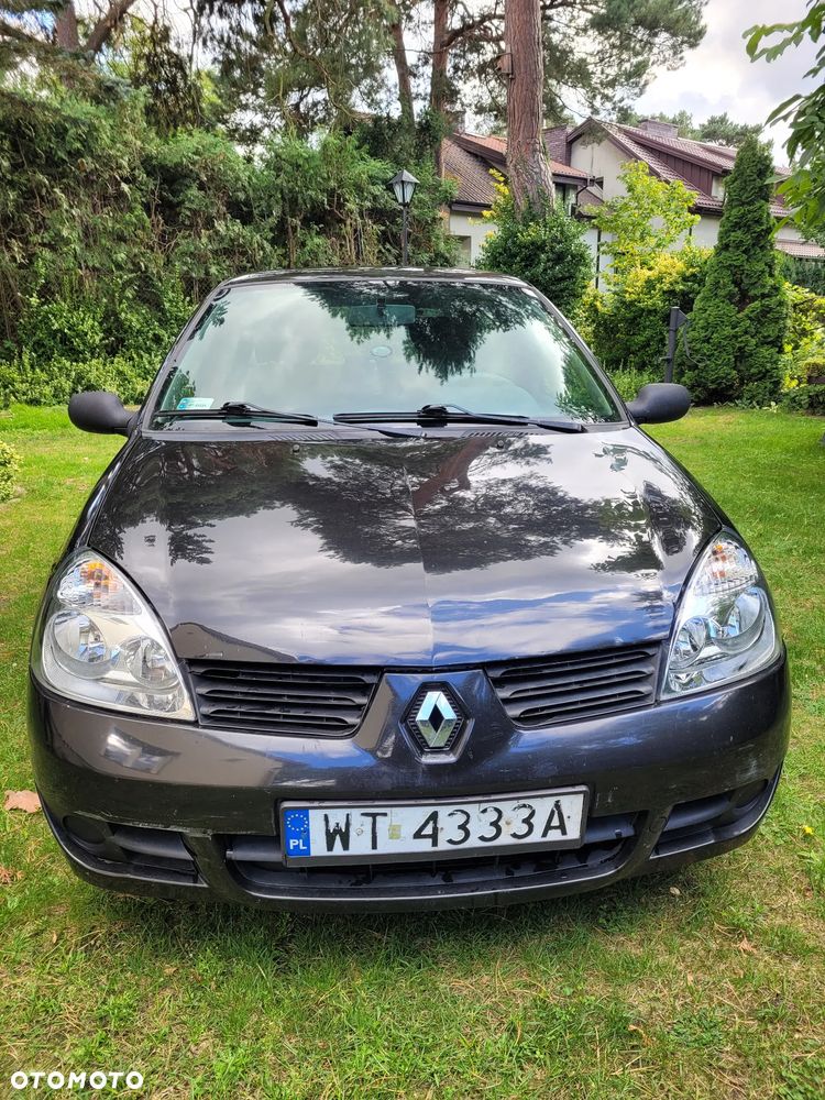Renault Clio 1.2 16V Campus - 2
