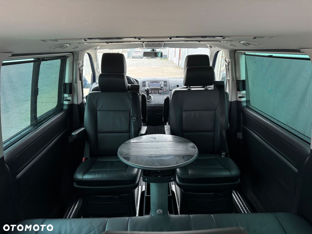 Volkswagen Multivan - 29