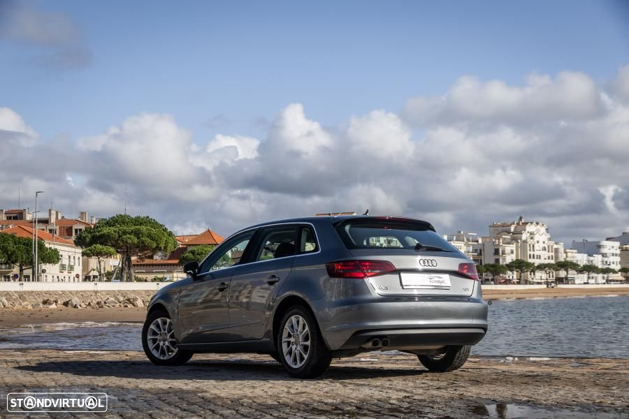 Audi A3 Sportback 2.0 TDI - 4
