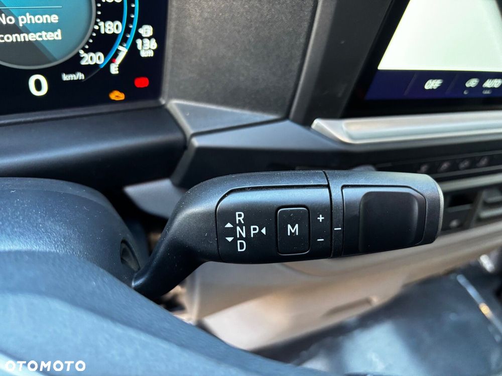 Volkswagen Transporter 2.0 TDI 150 KM 8-automat 8m L1 - 18