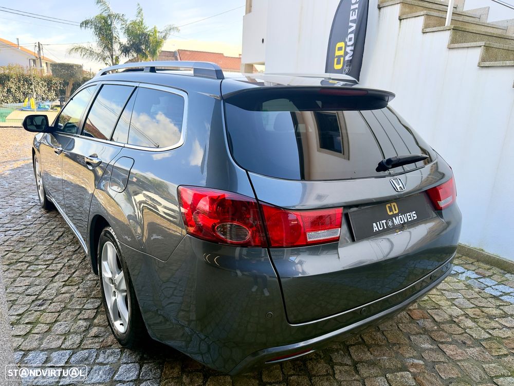 Honda Accord Tourer 2.2 i-DTEC Executive Navi E.Limitada - 22