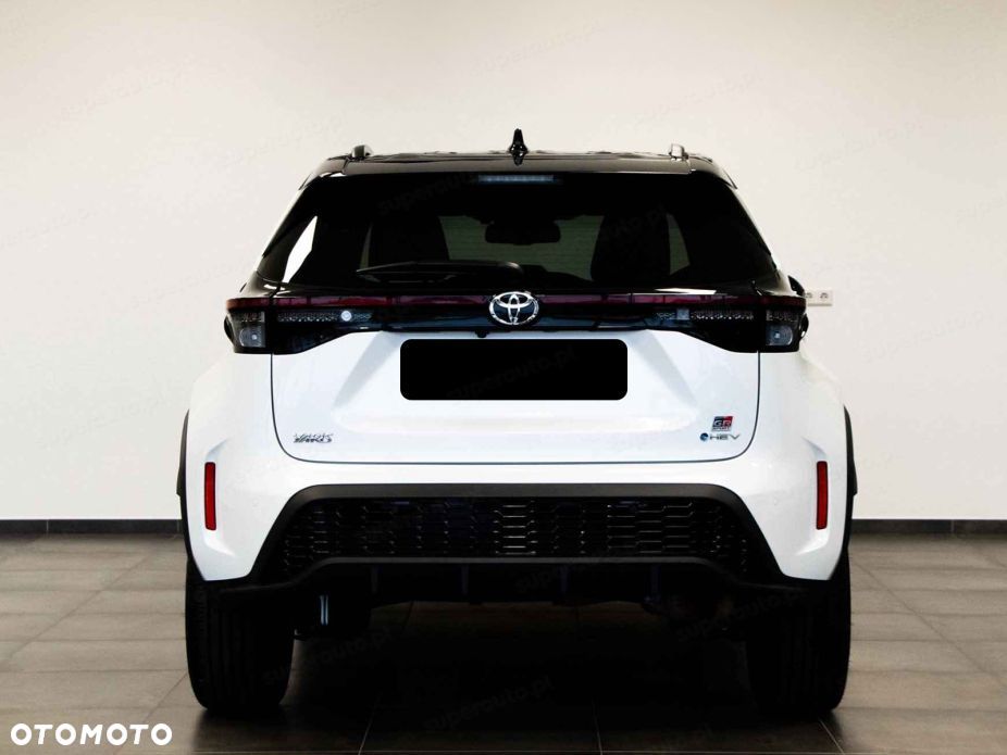 Toyota Yaris Cross - 4