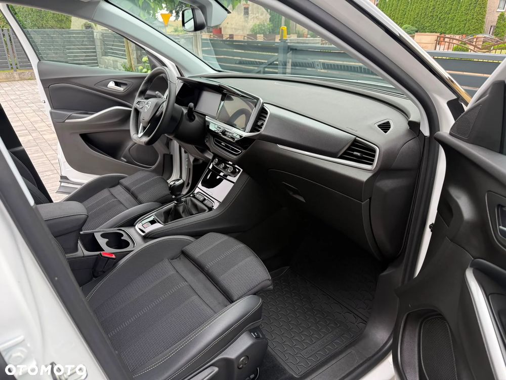 Opel Grandland 1.2 DI Business Edition - 18