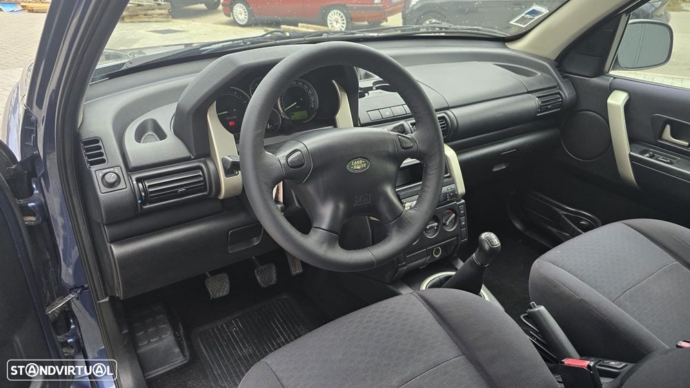 Land Rover Freelander 2.0 Td4 S - 11