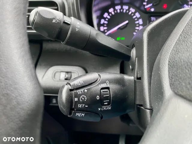 Toyota Proace City Verso 1.5 D-4D Family - 15