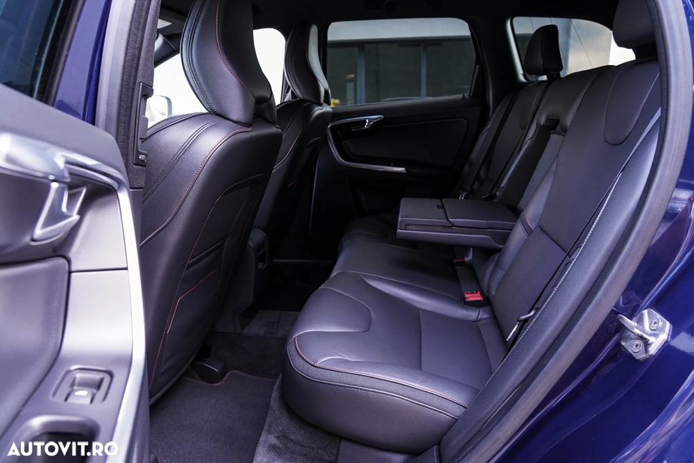 Volvo XC 60 D4 AWD Geartronic Ocean Race - 9