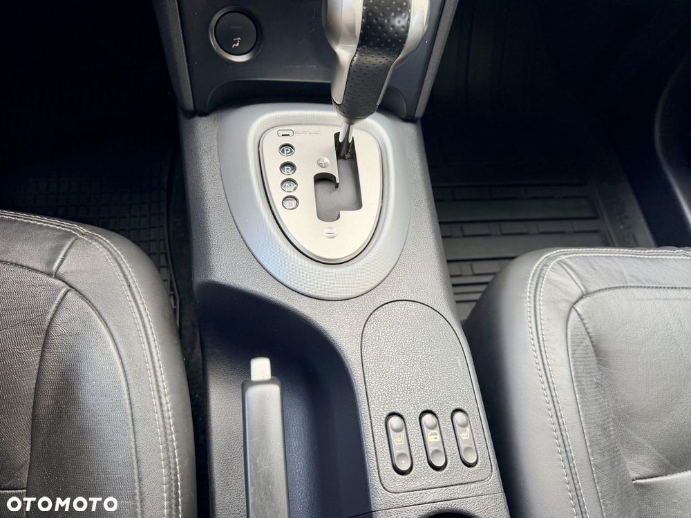 Nissan Qashqai 2.0 CVT tekna - 26