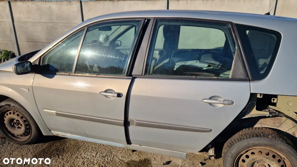 RENAULT SCENIC II DRZWI LEWY TYŁ - 1