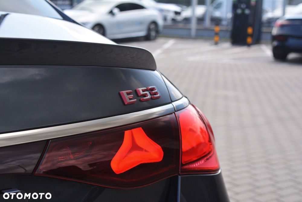 Mercedes-Benz Klasa E AMG 53 PHEV 4Matic+ 9G-Tronic TCT - 9