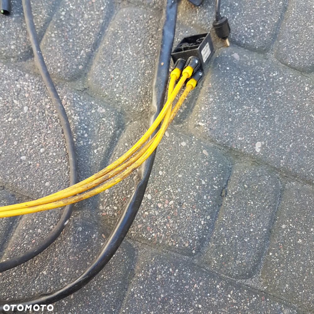 Kostka kość wtyk stacyjki wiązka elektryka instalacja MERCEDES W201 W202 W124 W126 dużo częsci 124 - 16