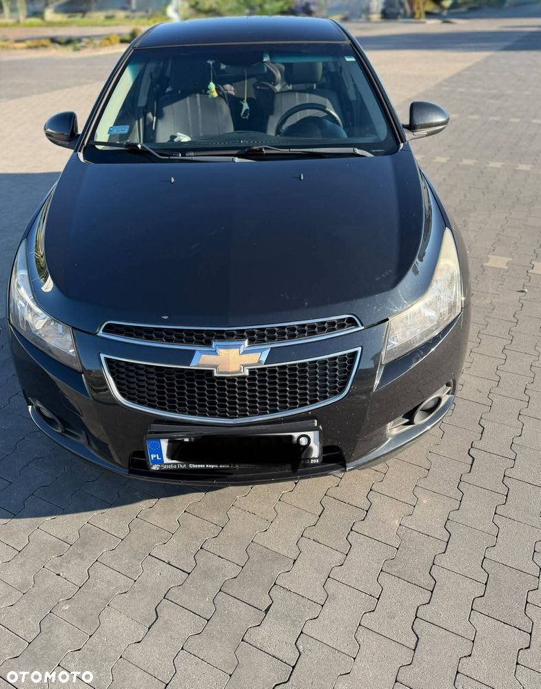 Chevrolet Cruze 1.8 Base - 4