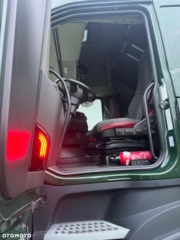 Volvo FH460 / Winda / Kabina sypialna/ Chłodnia/ Super Stan/ - 18