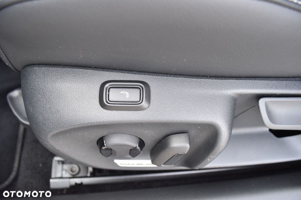 Volkswagen Passat - 30