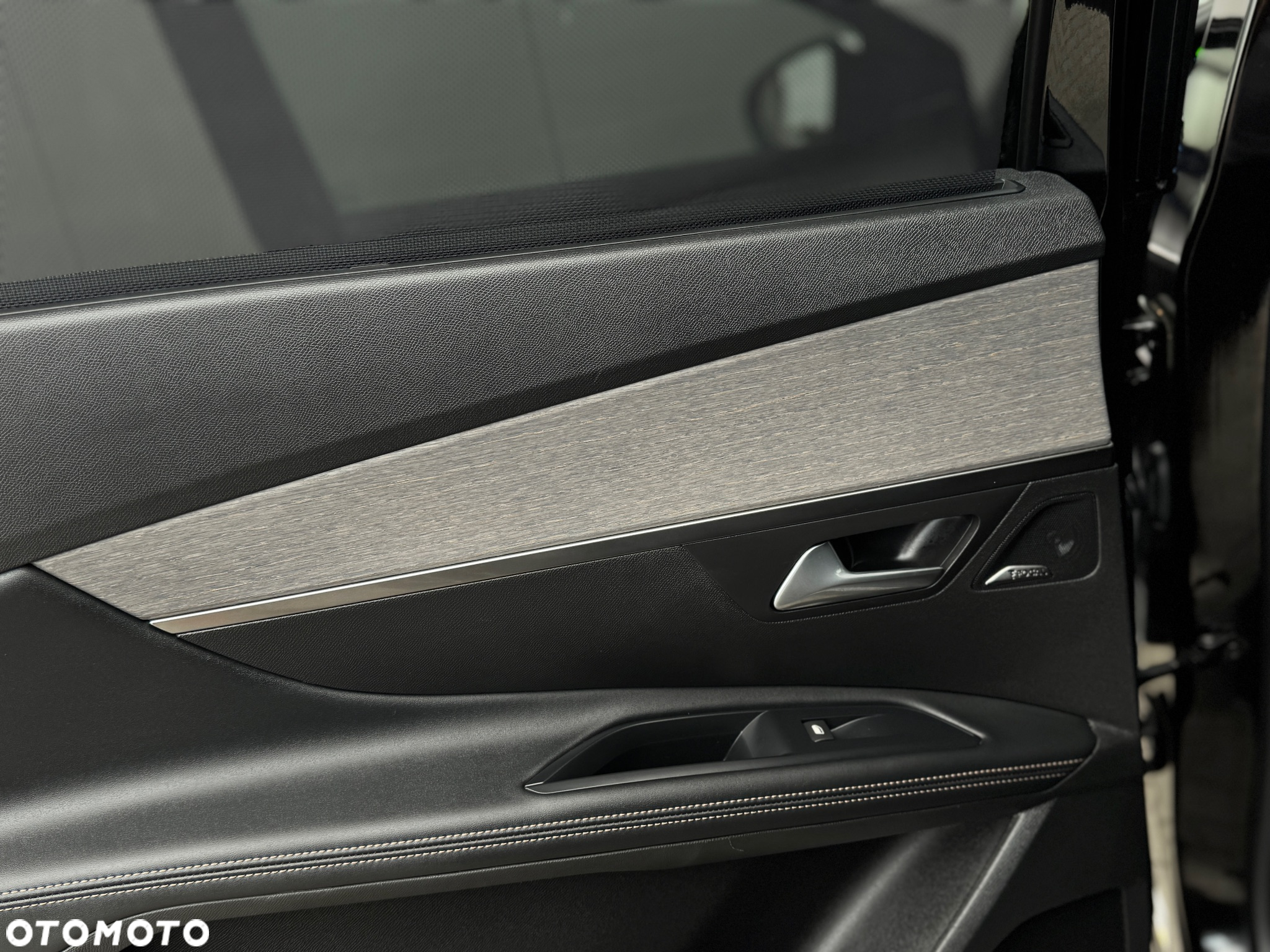 Peugeot 5008 BlueHDI 180 EAT8 GT - 27