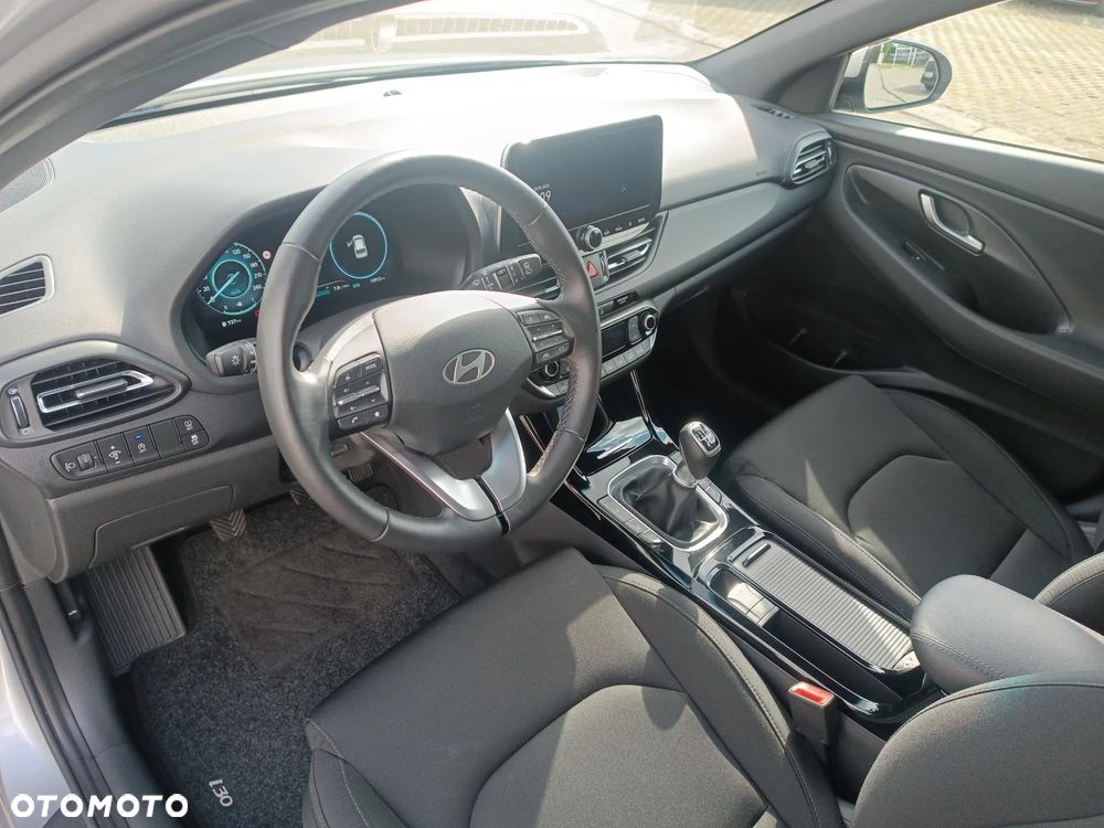 Hyundai i30 1.5 T-GDI 48V Smart - 8