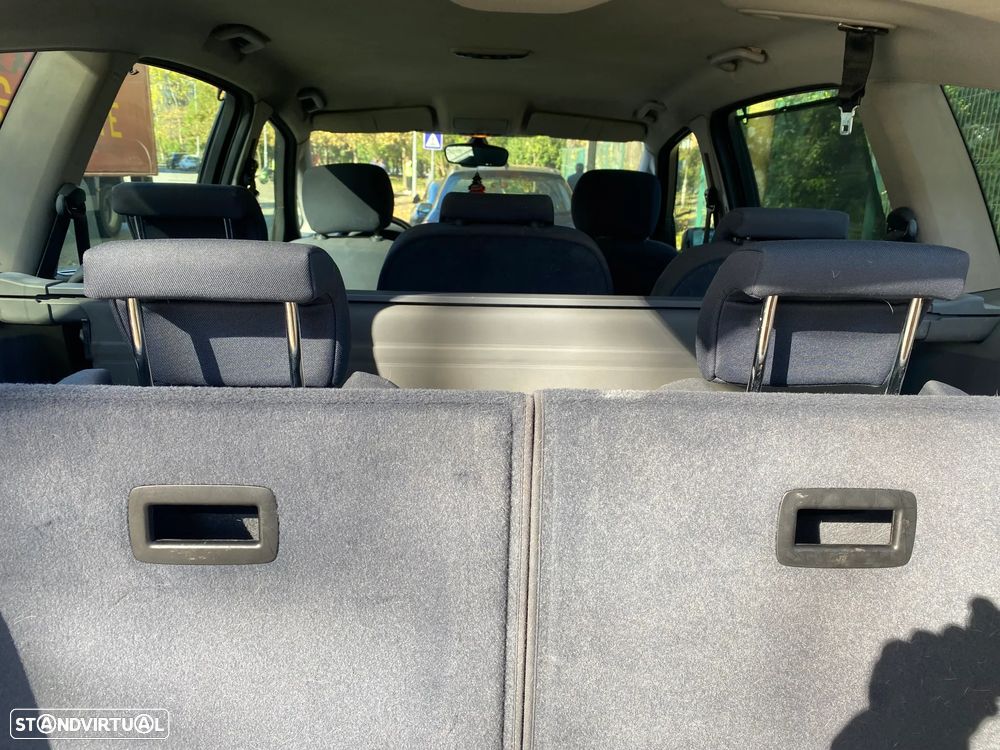 Ford S-Max 1.8 TDCi Titanium 7L - 15