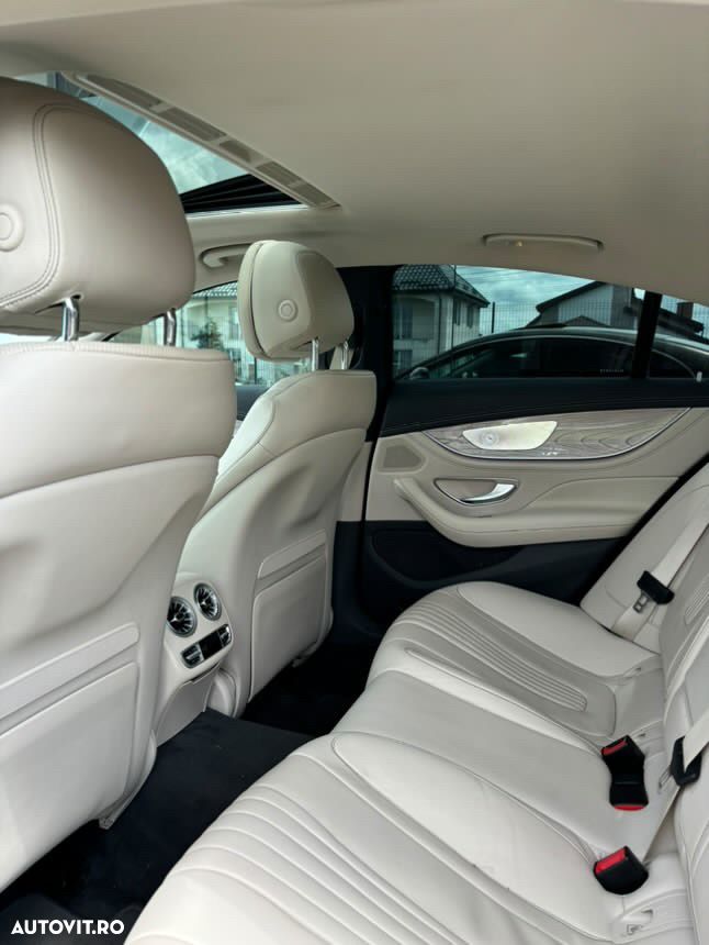 Mercedes-Benz CLS - 13