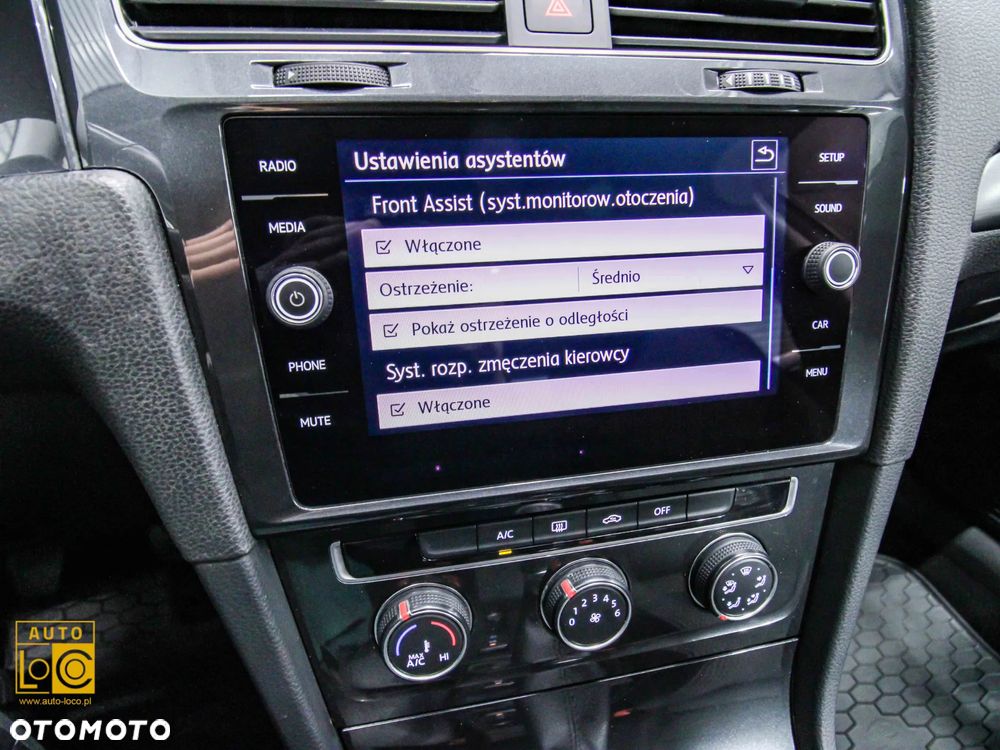 Volkswagen Golf 1.6 TDI BMT Comfortline - 22