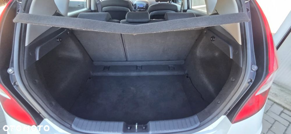 Hyundai i30 1.4 Blue Classic - 29