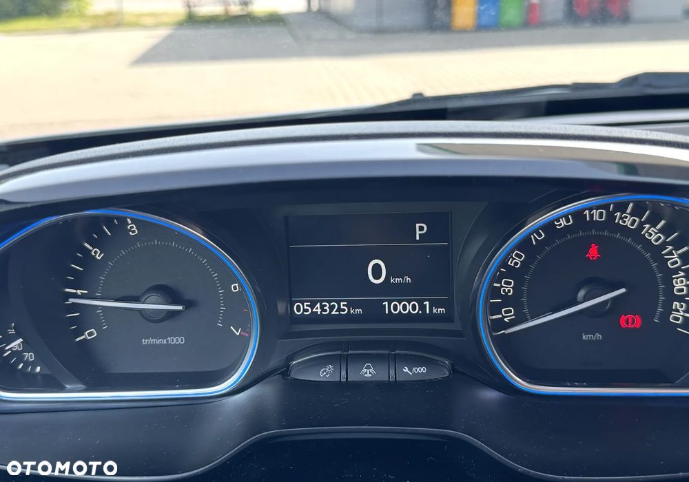 Peugeot 2008 PureTech 110 GPF Stop&Start EAT6 Allure - 28