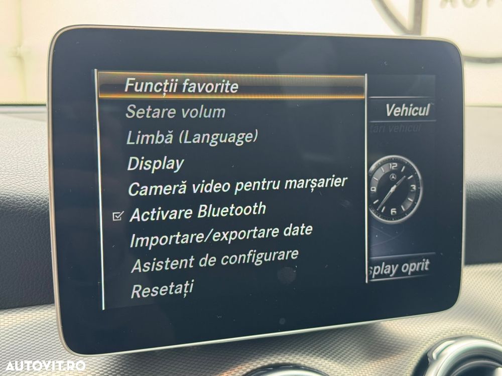 Mercedes-Benz GLA - 25