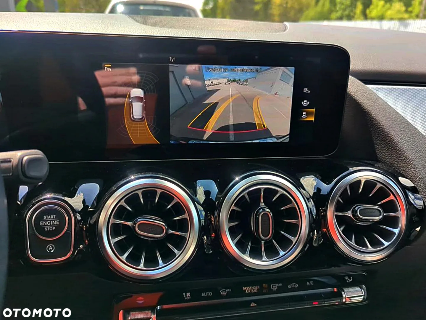 Mercedes-Benz GLA 200 - 9