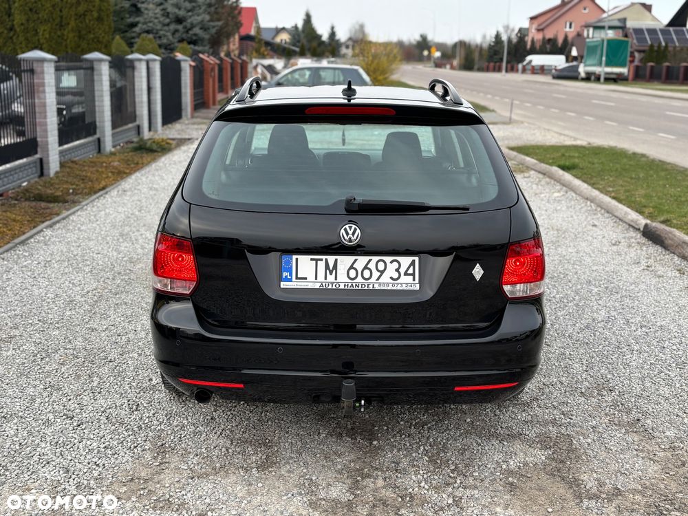 Volkswagen Golf - 23