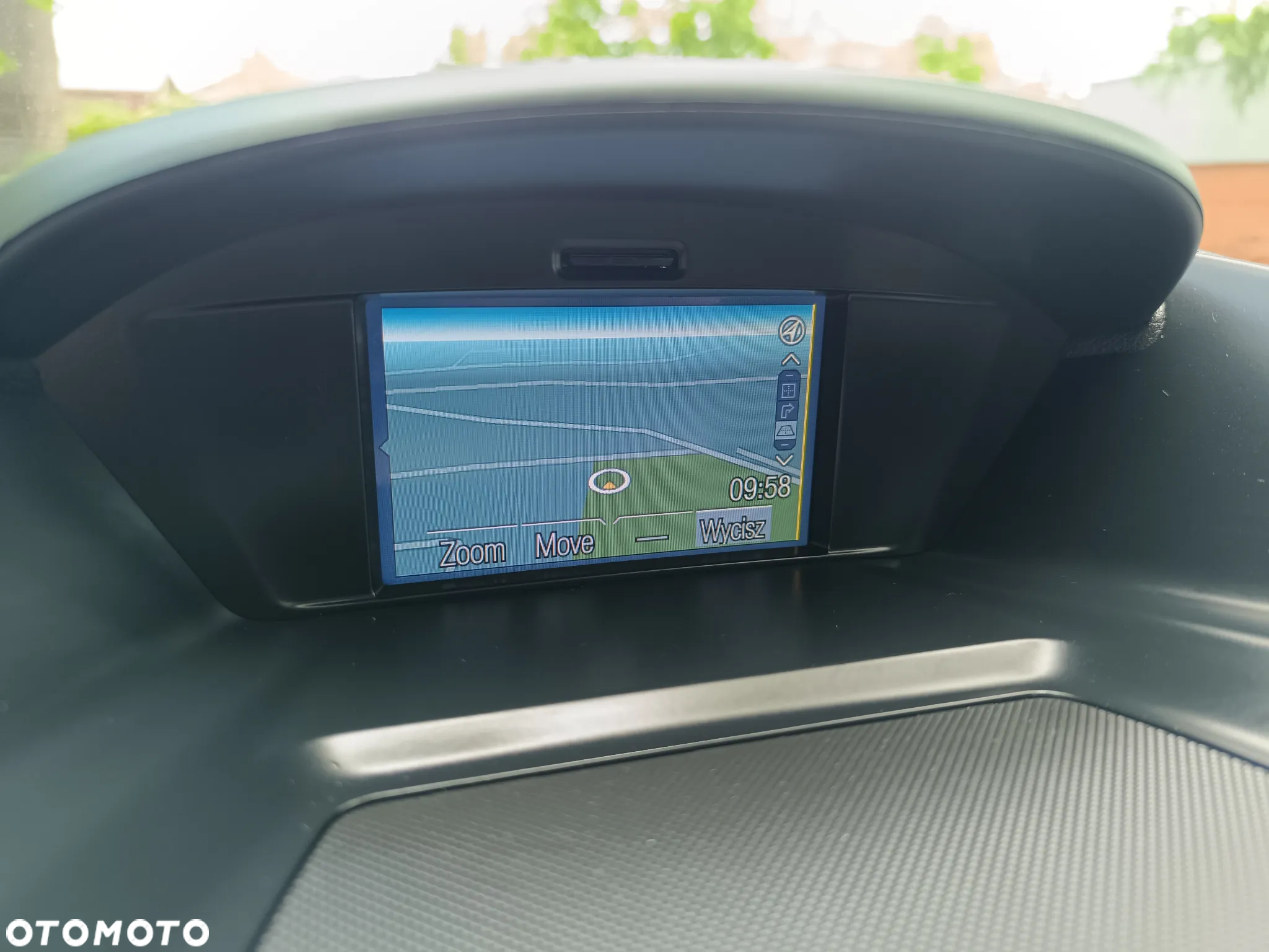Ford Kuga 1.6 EcoBoost 2x4 Trend - 36