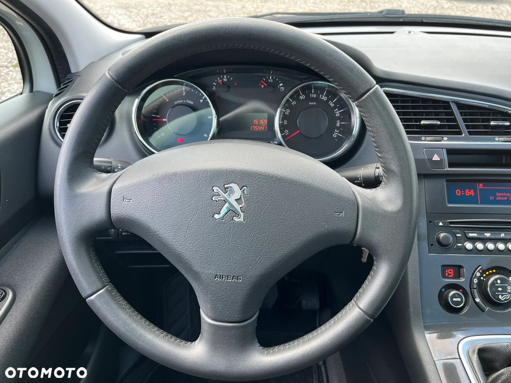 Peugeot 5008 - 23