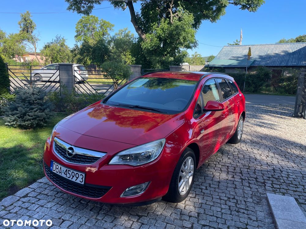 Opel Astra 1.6 Color Edition - 1