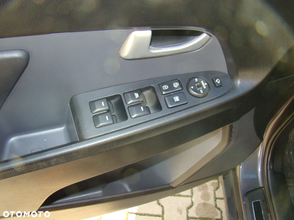 Kia Sportage 1.7 CRDI 2WD ISG Vision - 6